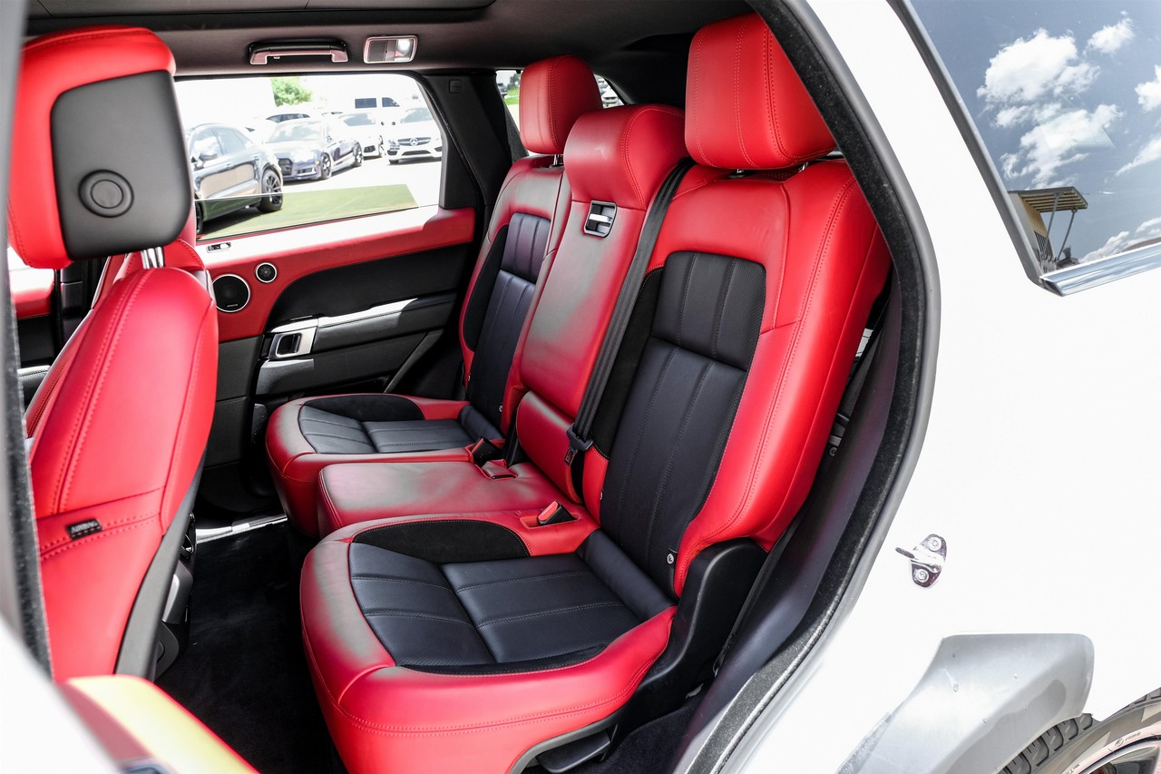 Land Rover Range Rover Sport Vehicle Main Gallery Image 39