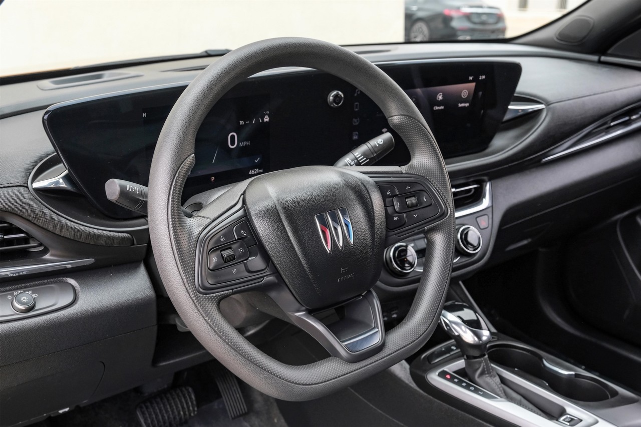 Buick Envista Vehicle Main Gallery Image 15