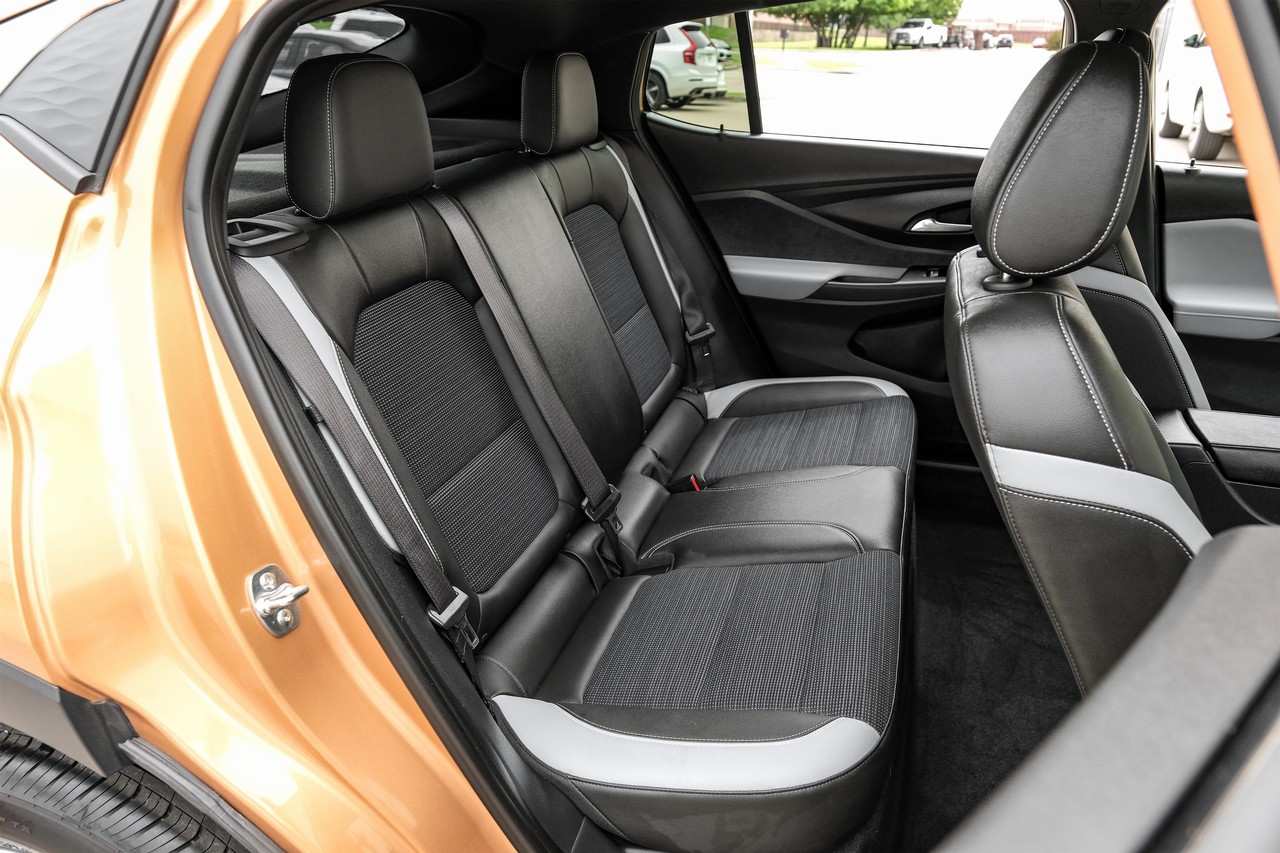 Buick Envista Vehicle Main Gallery Image 39