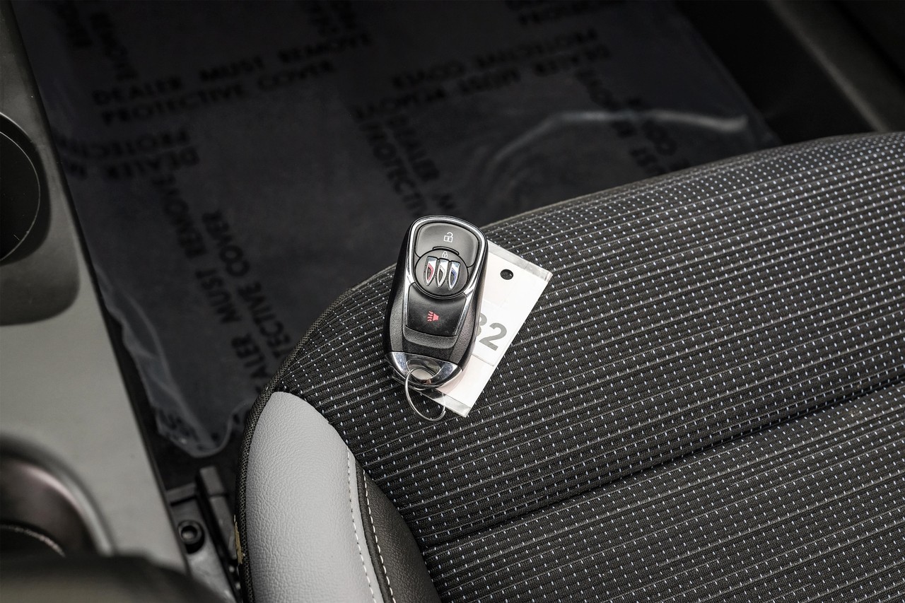 Buick Envista Vehicle Main Gallery Image 60