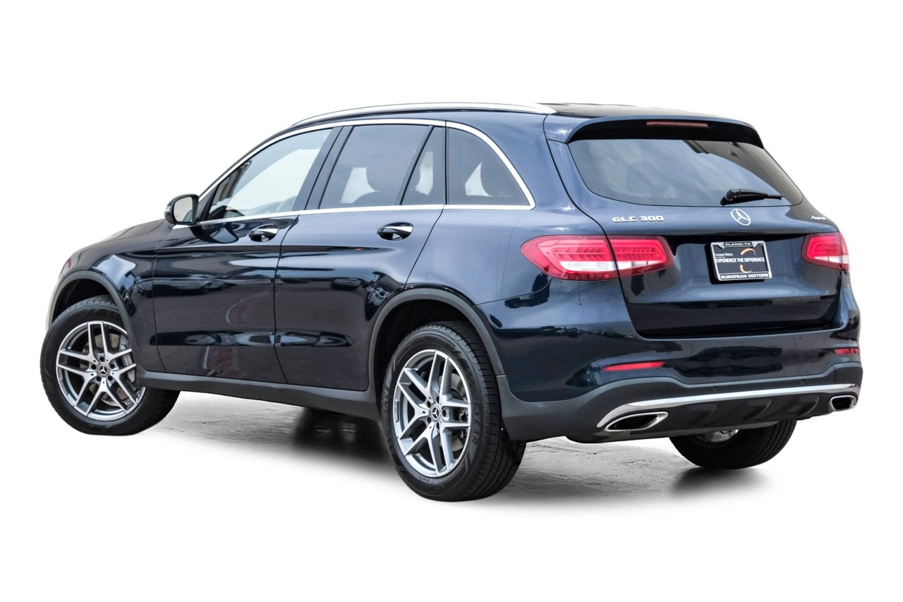 Mercedes-Benz GLC Vehicle Main Gallery Image 11