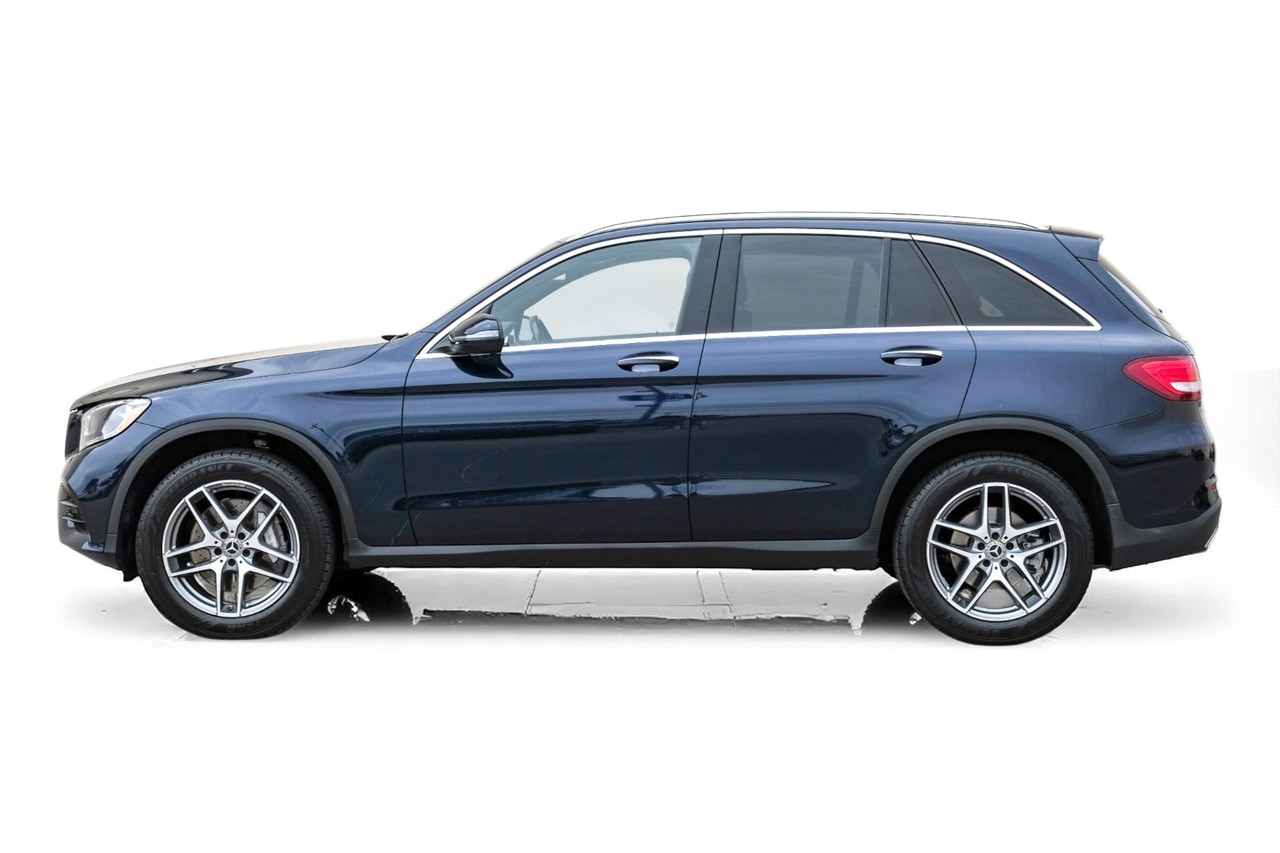 Mercedes-Benz GLC Vehicle Main Gallery Image 12