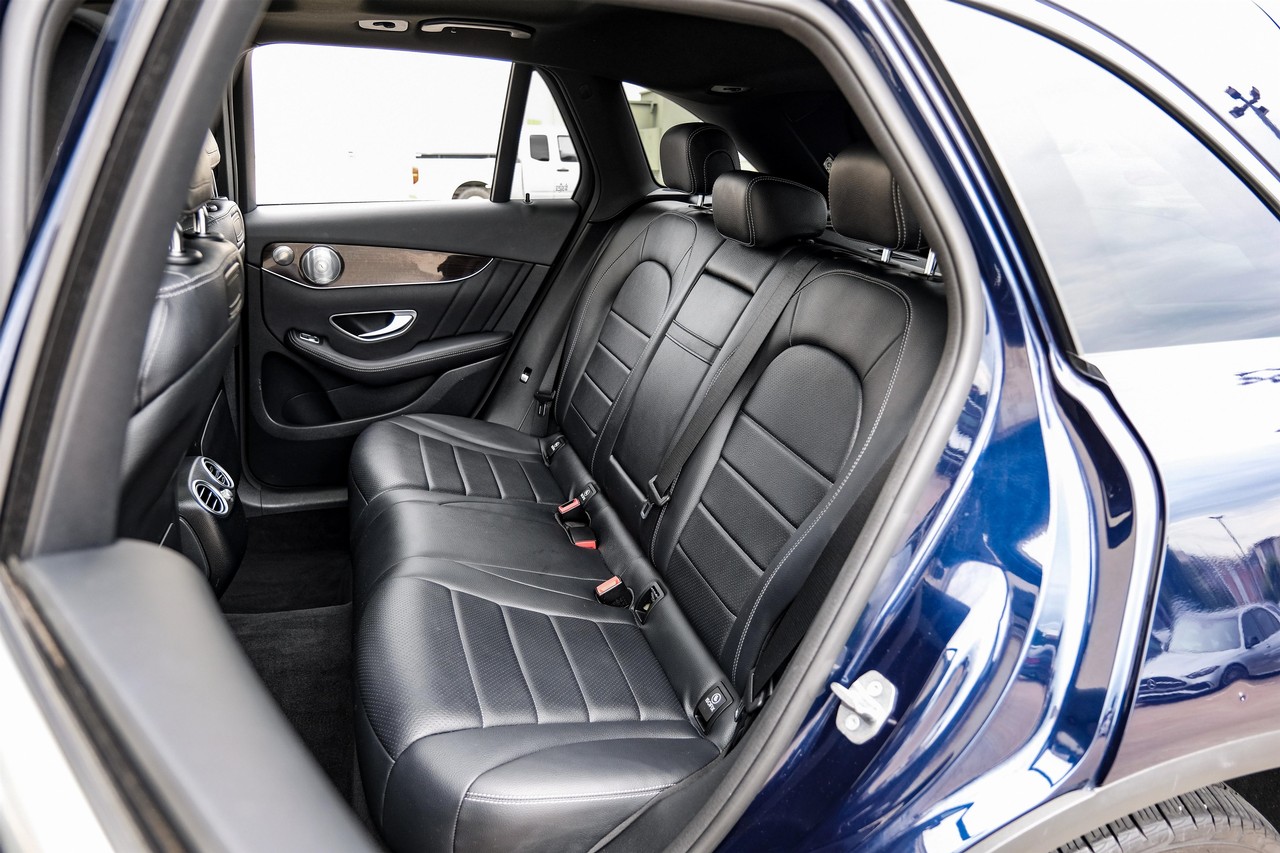 Mercedes-Benz GLC Vehicle Main Gallery Image 38