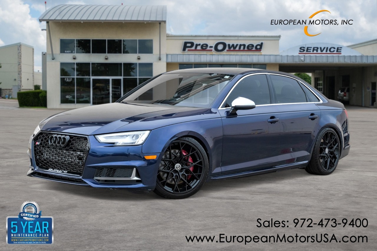 Audi S4 Vehicle Main Gallery Image 01
