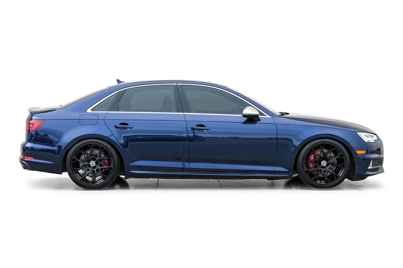Audi S4 Vehicle Main Gallery Image 08