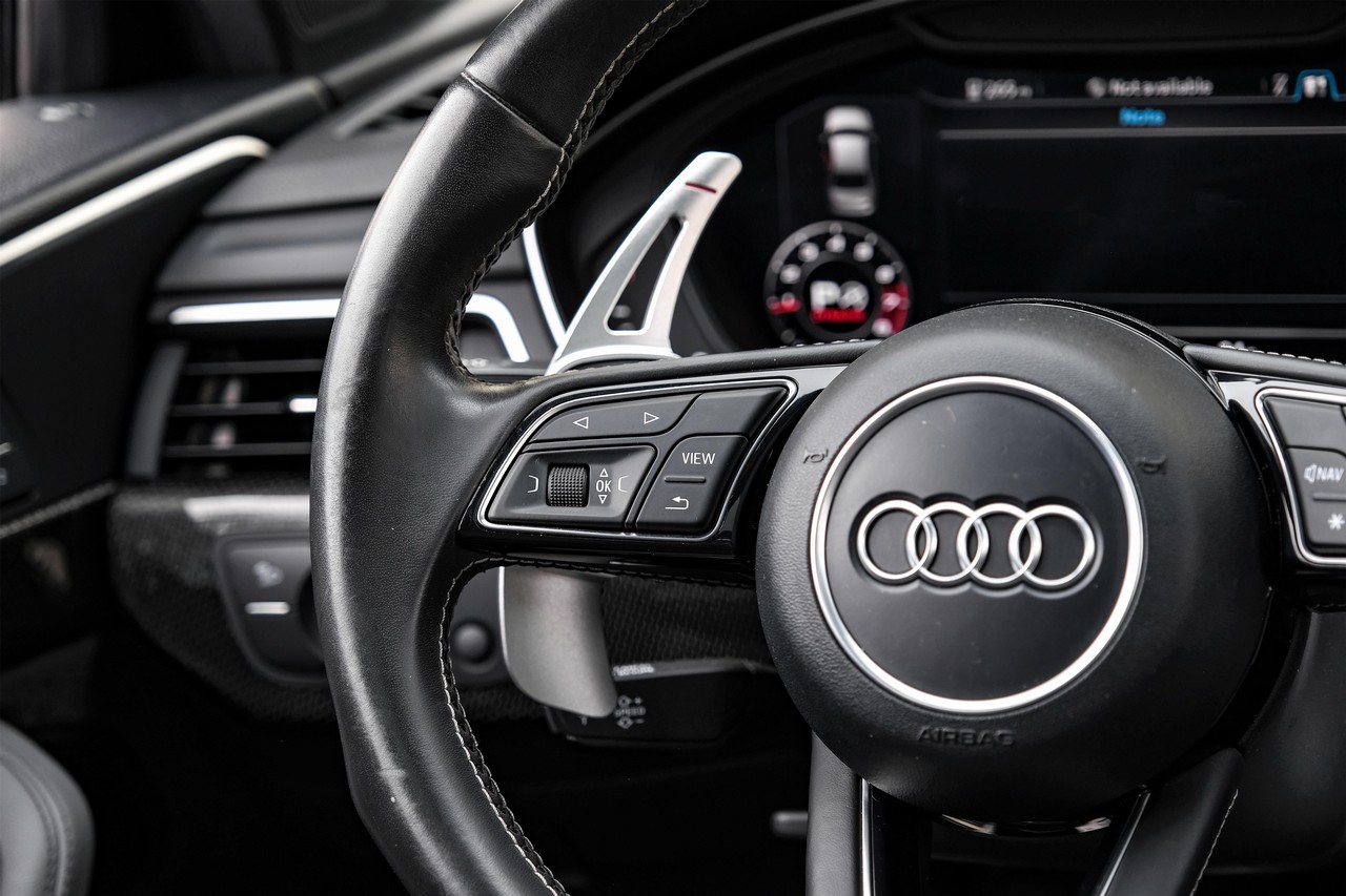 Audi S4 Vehicle Main Gallery Image 18