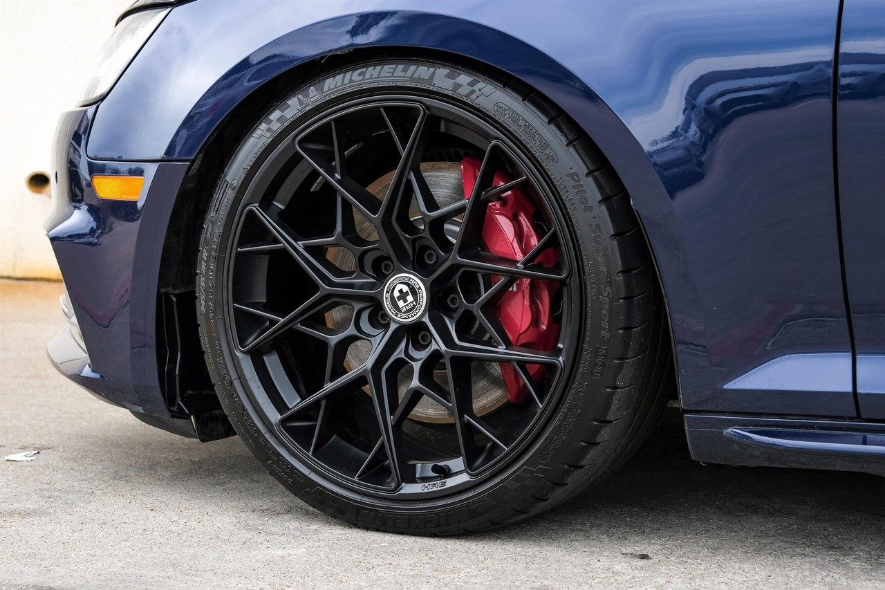 Audi S4 Vehicle Main Gallery Image 57