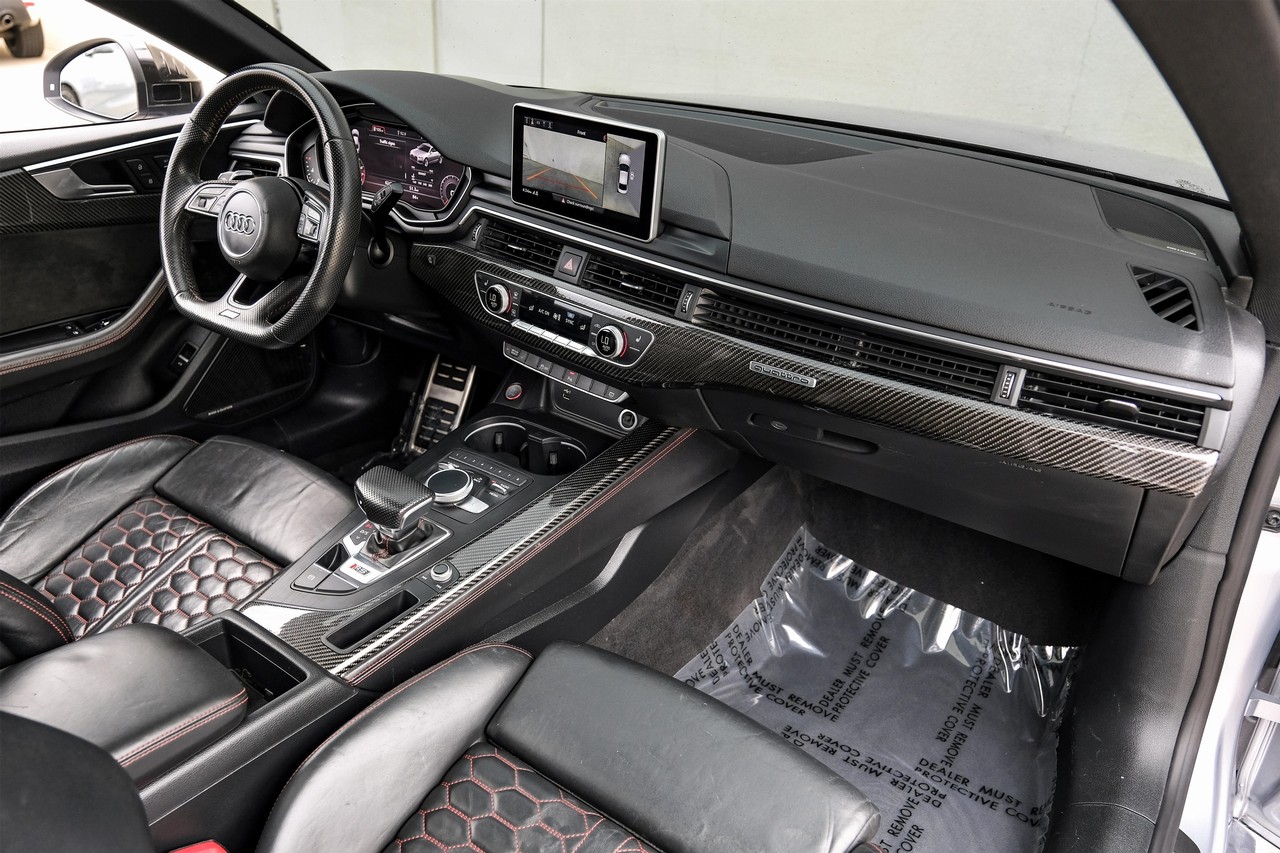 Audi RS 5 Coupe Vehicle Main Gallery Image 13