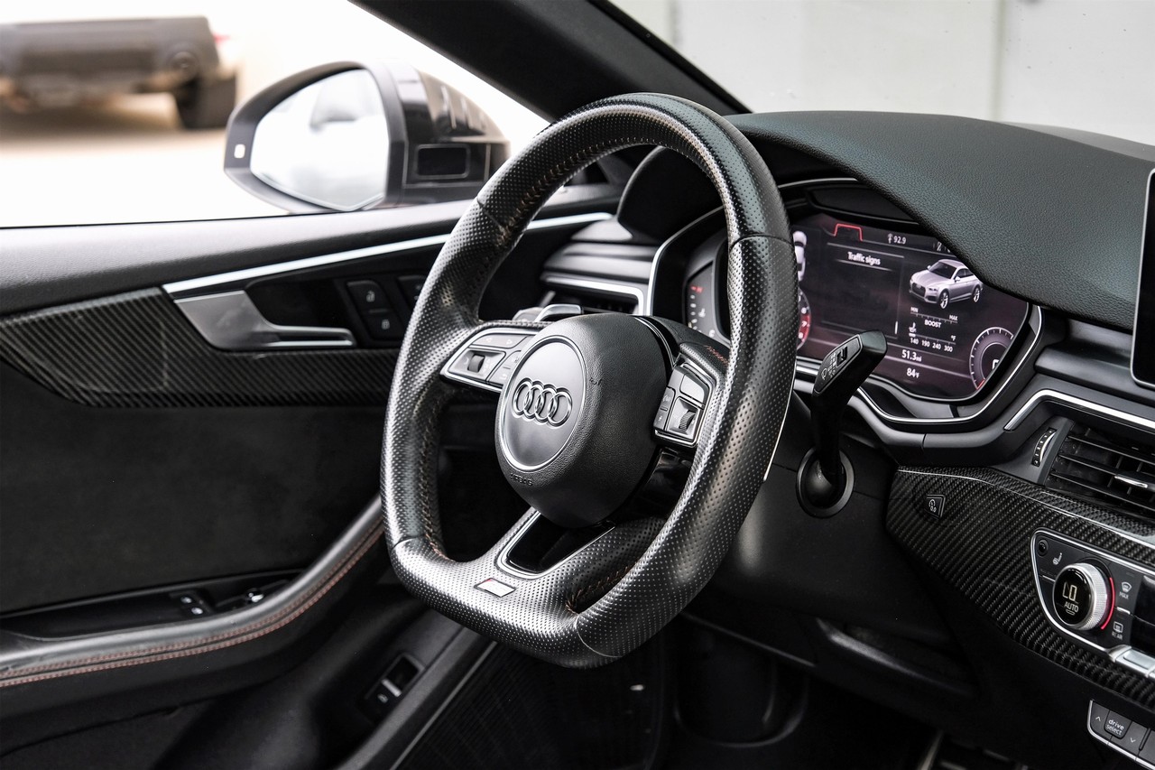 Audi RS 5 Coupe Vehicle Main Gallery Image 14