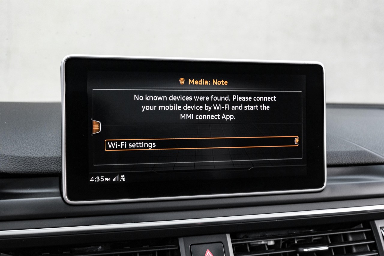 Audi RS 5 Coupe Vehicle Main Gallery Image 29