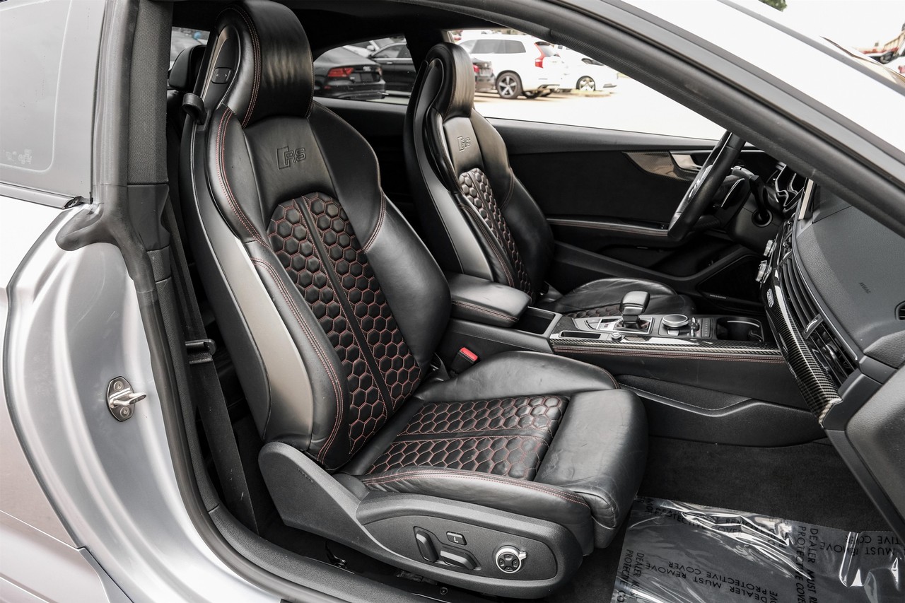 Audi RS 5 Coupe Vehicle Main Gallery Image 31
