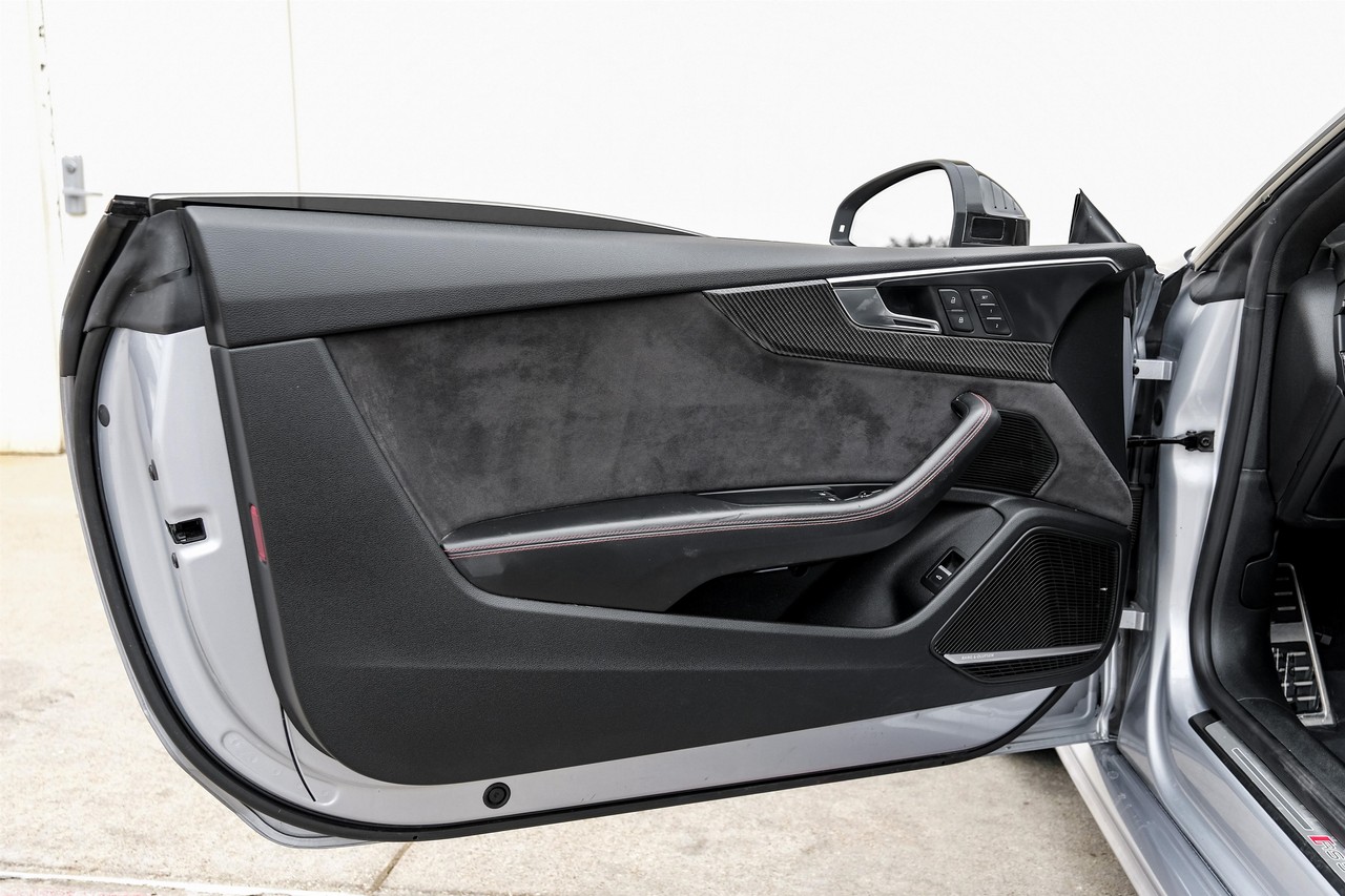 Audi RS 5 Coupe Vehicle Main Gallery Image 36