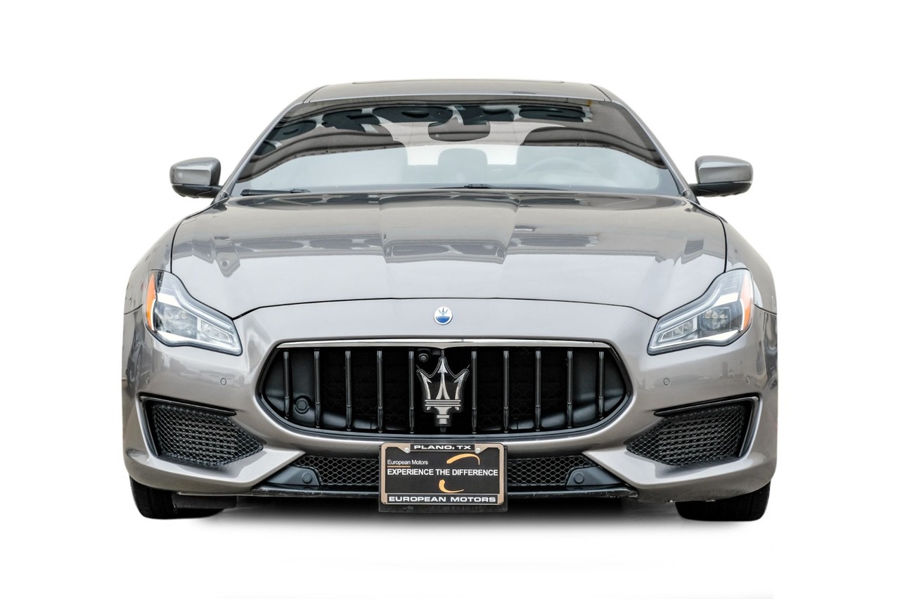 Maserati Quattroporte Vehicle Main Gallery Image 06