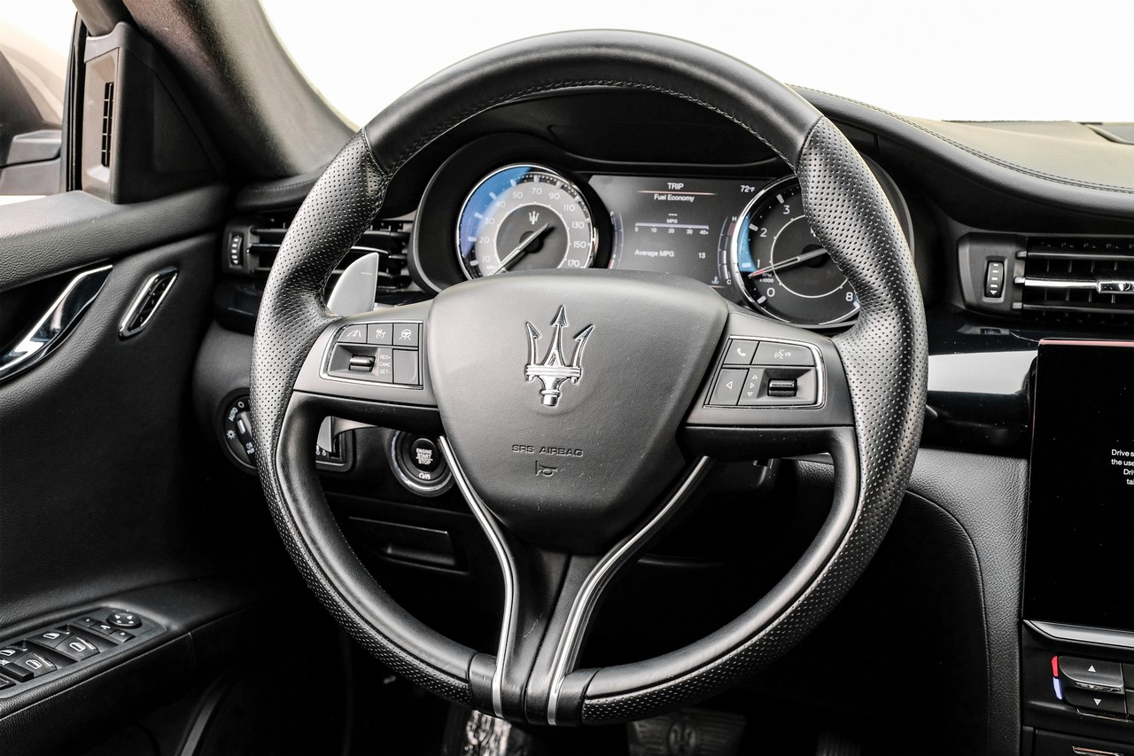 Maserati Quattroporte Vehicle Main Gallery Image 17