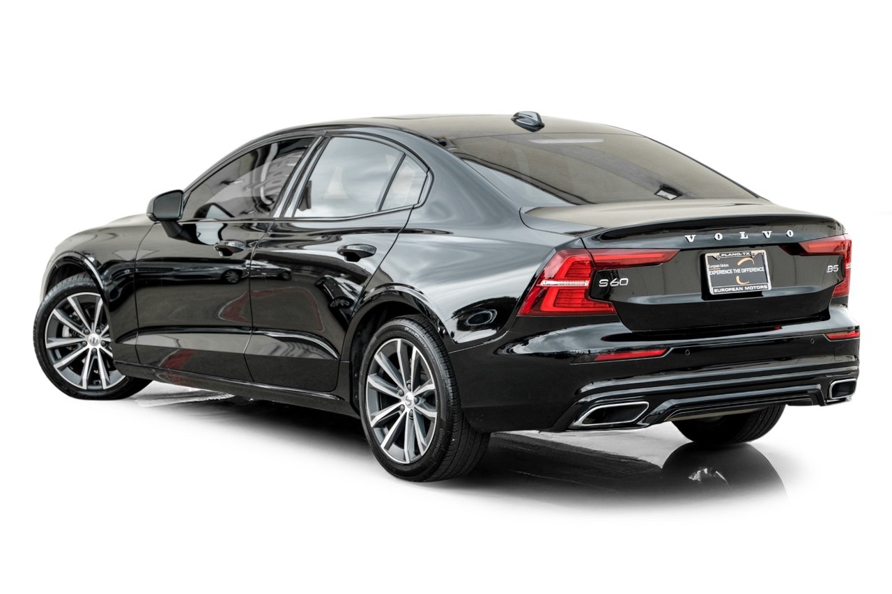 Volvo S60 Vehicle Main Gallery Image 11