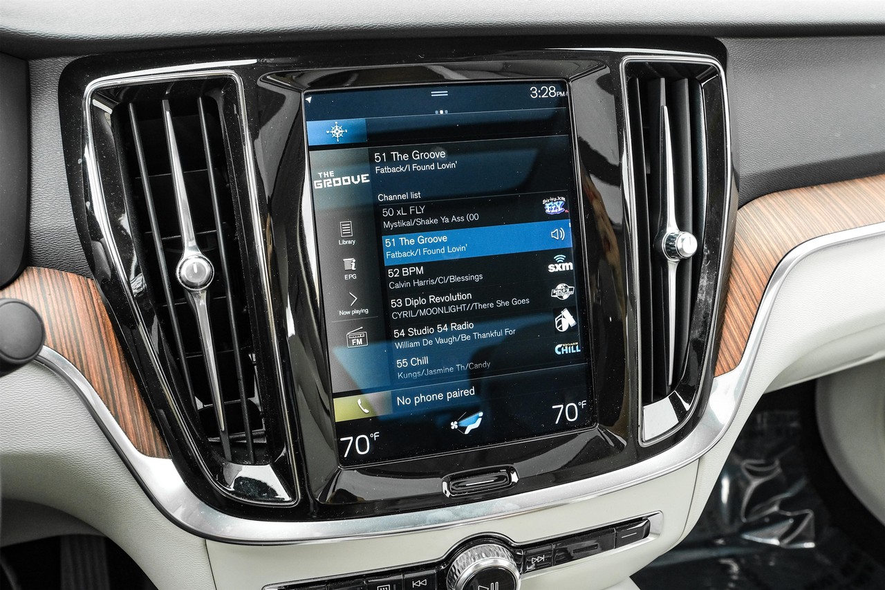 Volvo S60 Vehicle Main Gallery Image 30