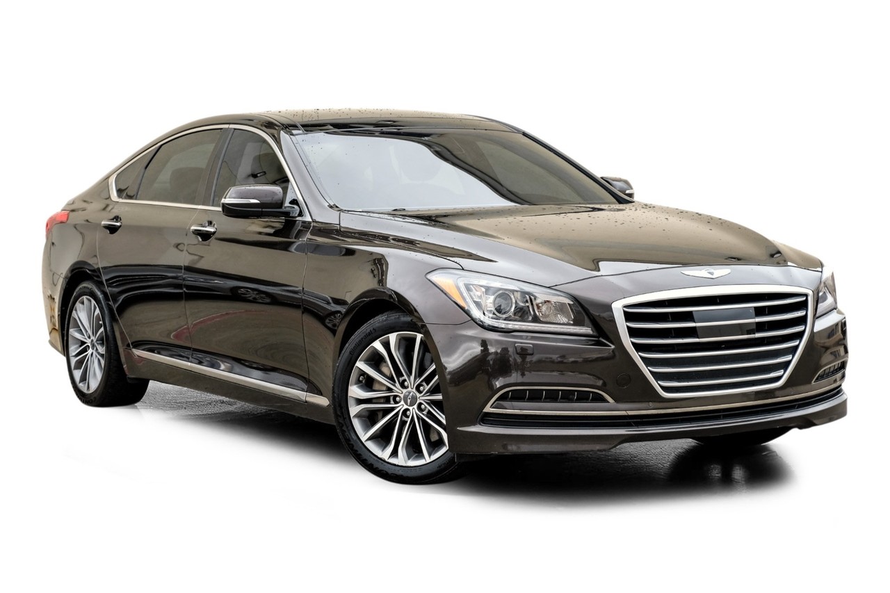Hyundai Genesis Vehicle Main Gallery Image 07
