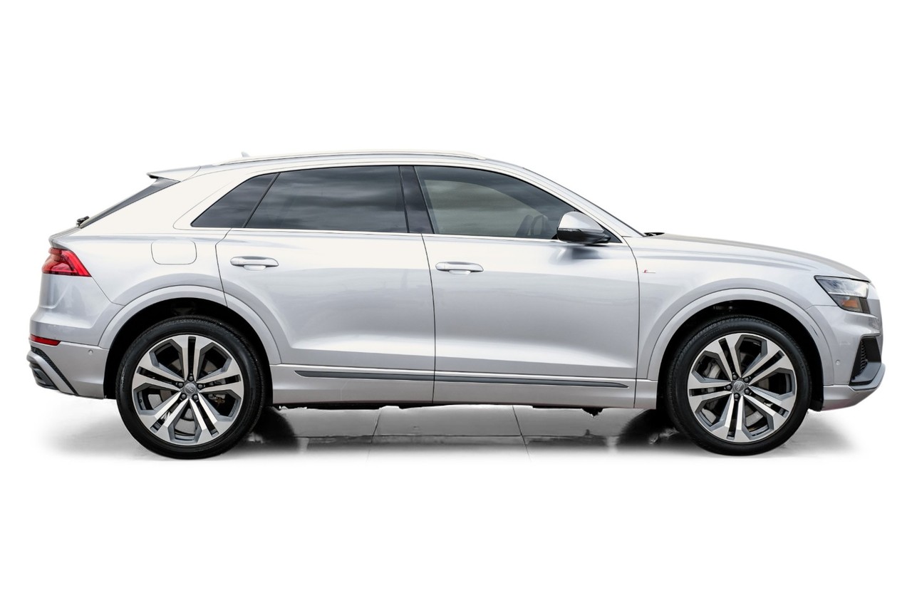 Audi Q8 Vehicle Main Gallery Image 08