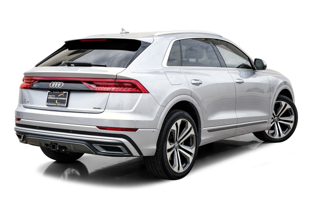 Audi Q8 Vehicle Main Gallery Image 09
