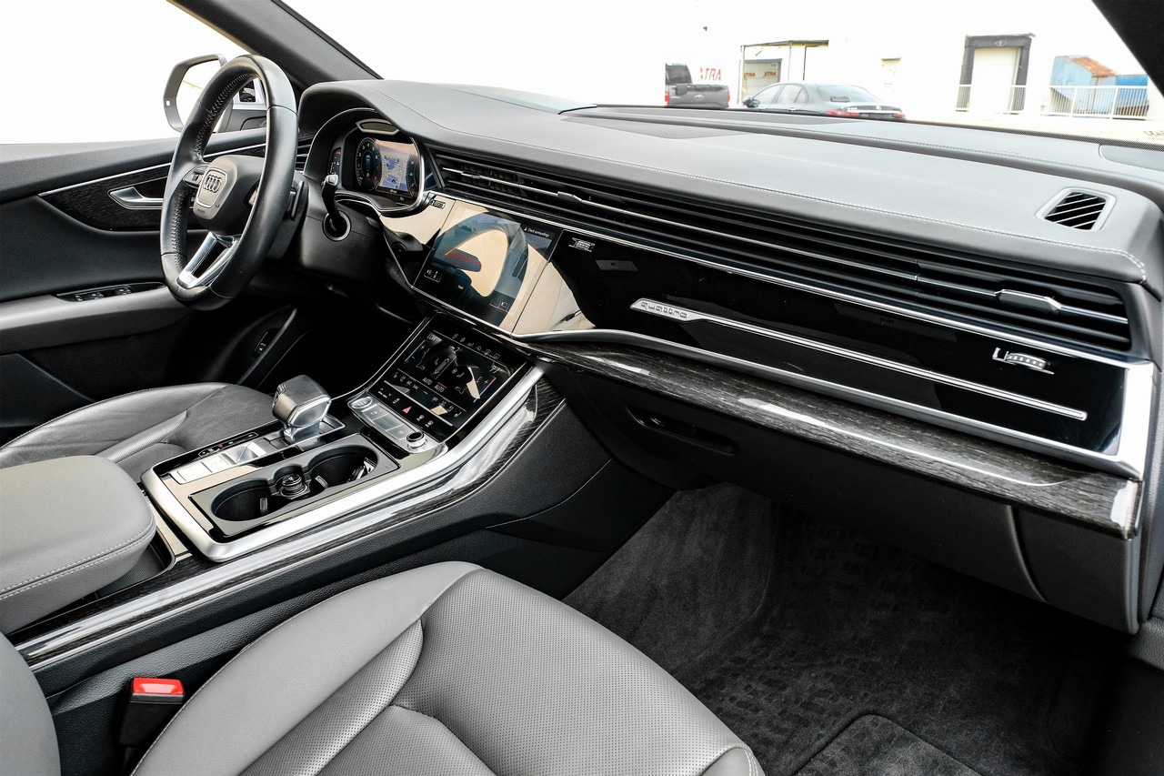 Audi Q8 Vehicle Main Gallery Image 13