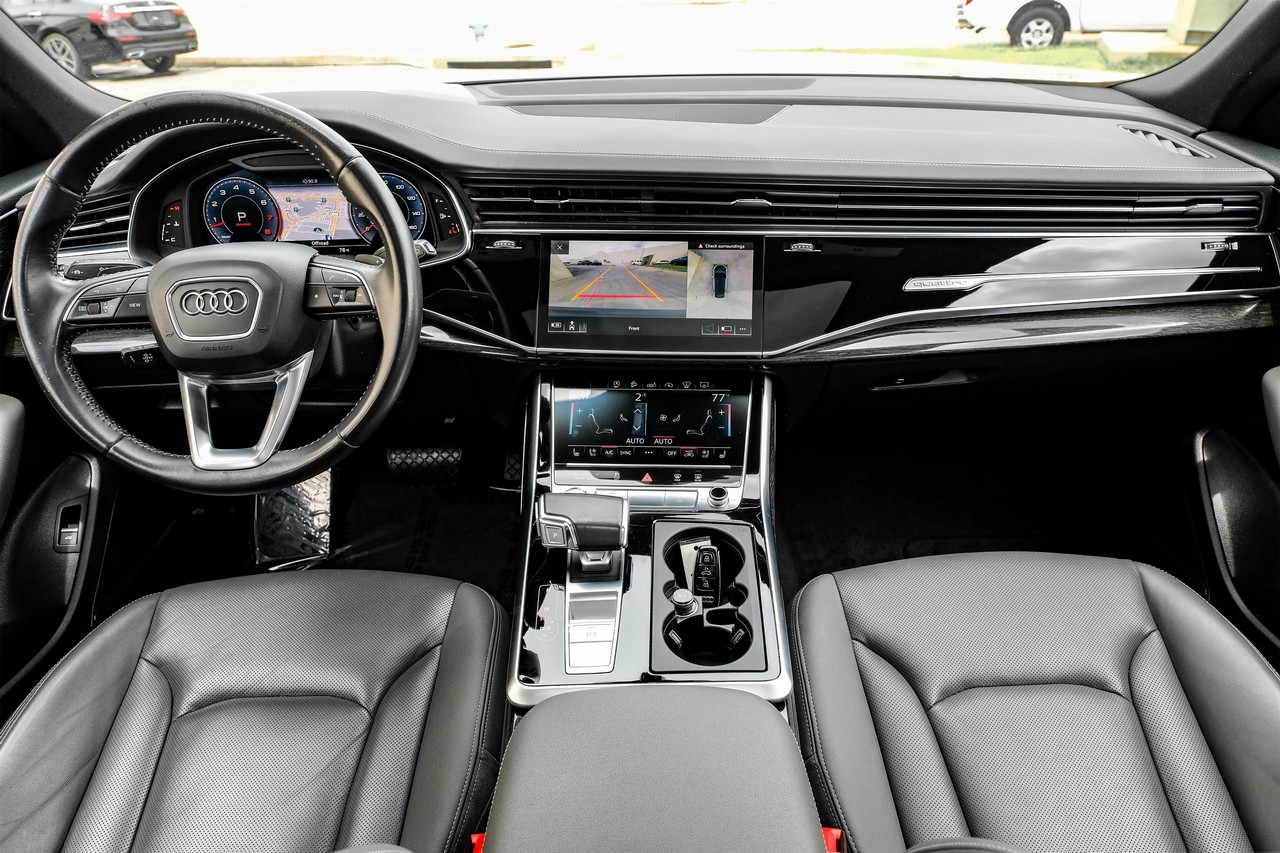 Audi Q8 Vehicle Main Gallery Image 15