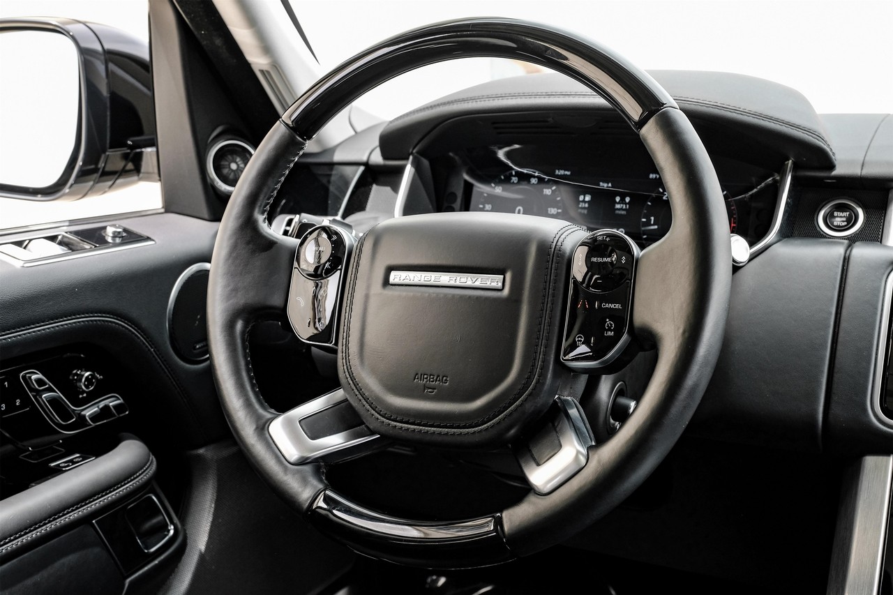 Land Rover Range Rover Vehicle Main Gallery Image 17