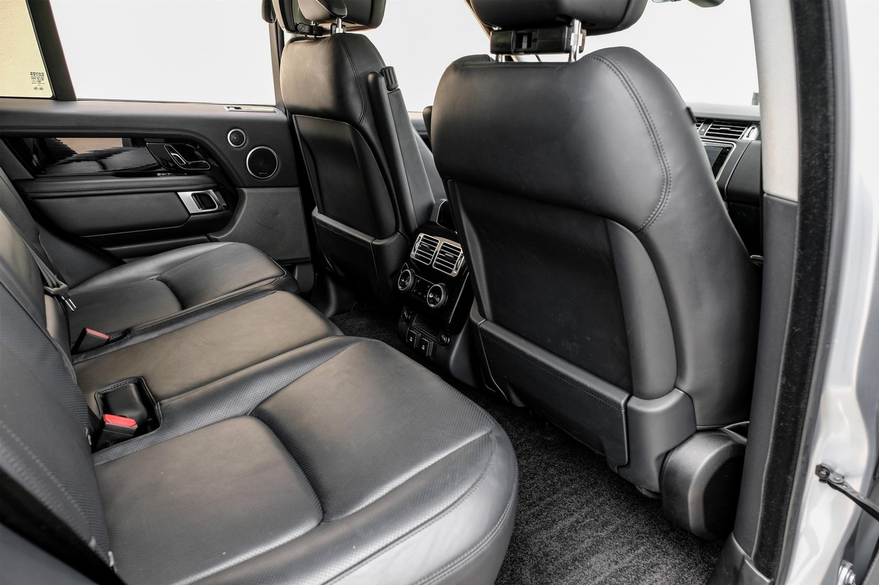 Land Rover Range Rover Vehicle Main Gallery Image 33