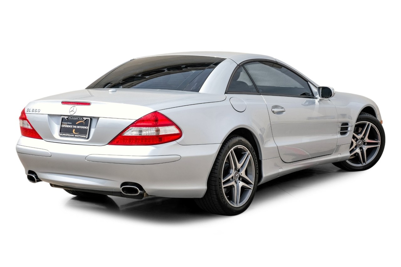 Mercedes-Benz SL-Class Vehicle Main Gallery Image 08
