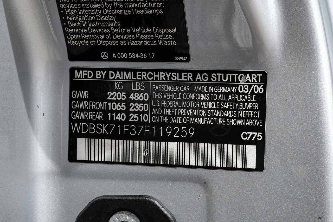 Mercedes-Benz SL-Class Vehicle Main Gallery Image 48