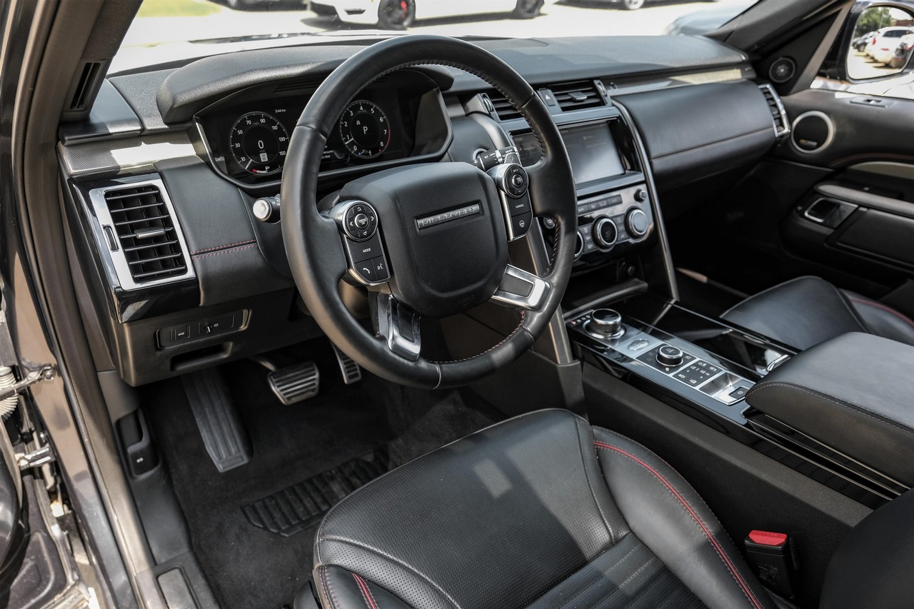 Land Rover Discovery Vehicle Main Gallery Image 15