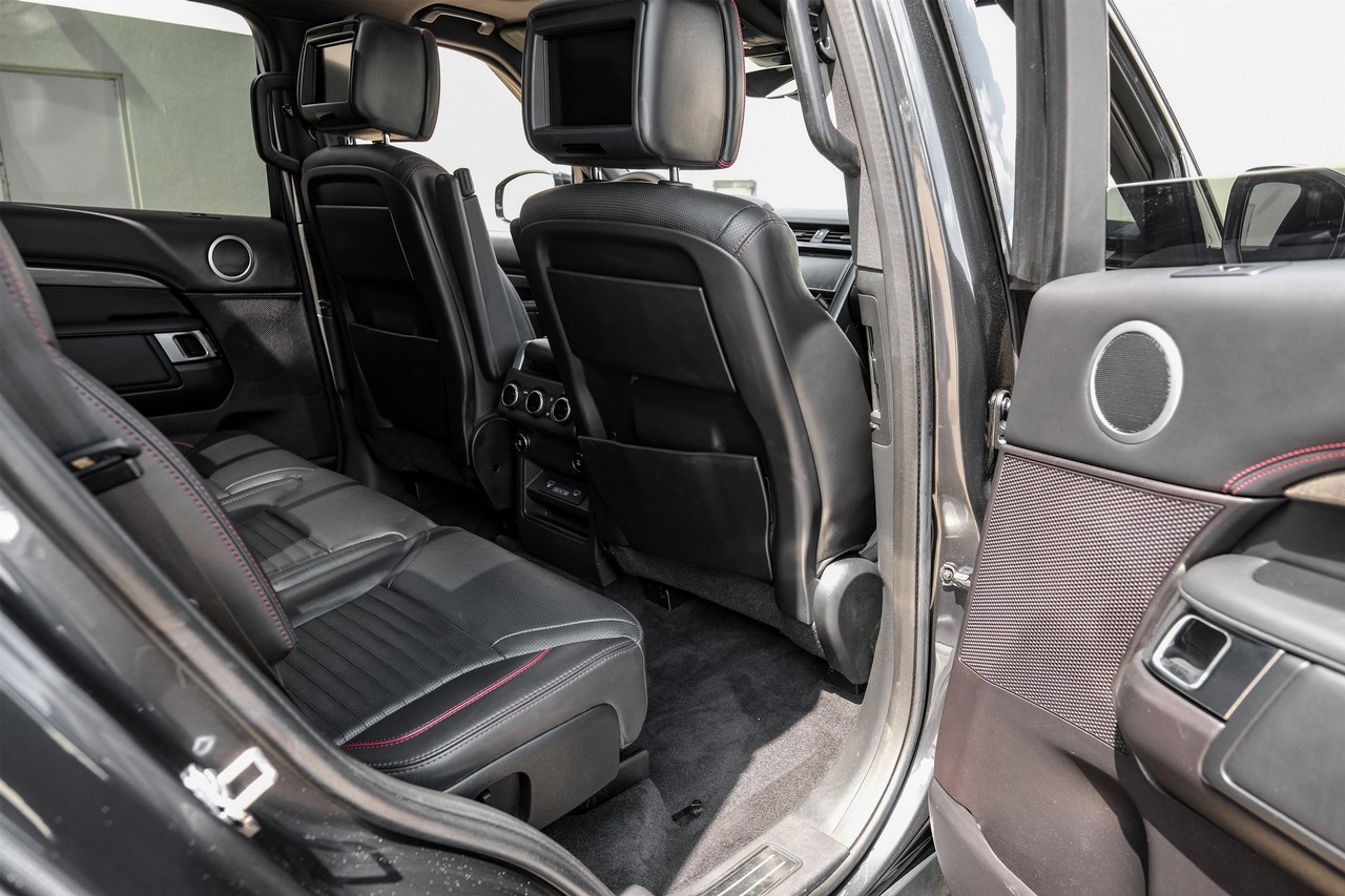 Land Rover Discovery Vehicle Main Gallery Image 40