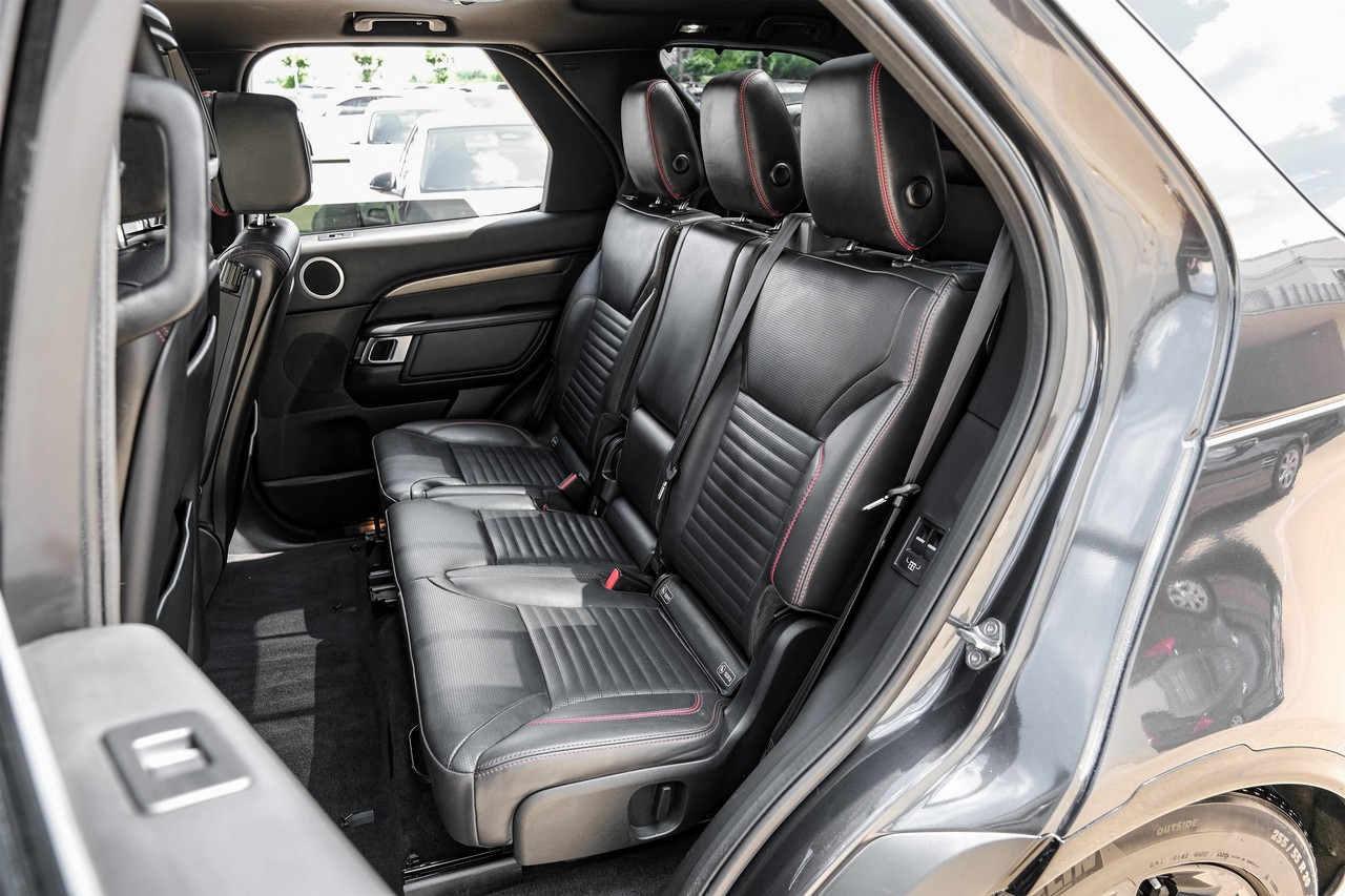 Land Rover Discovery Vehicle Main Gallery Image 42