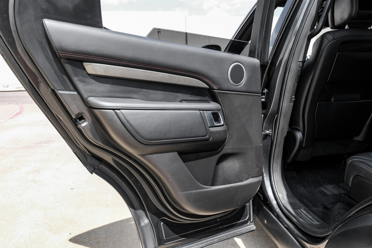 Land Rover Discovery Vehicle Main Gallery Image 50