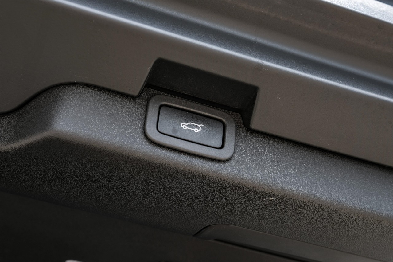 Land Rover Discovery Vehicle Main Gallery Image 57