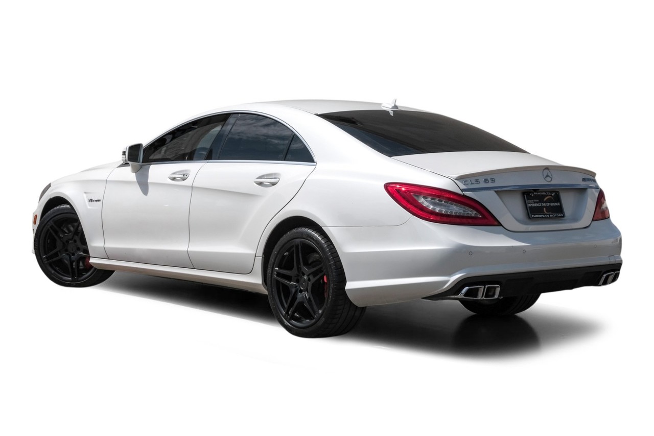 Mercedes-Benz CLS 63 AMG Vehicle Main Gallery Image 11