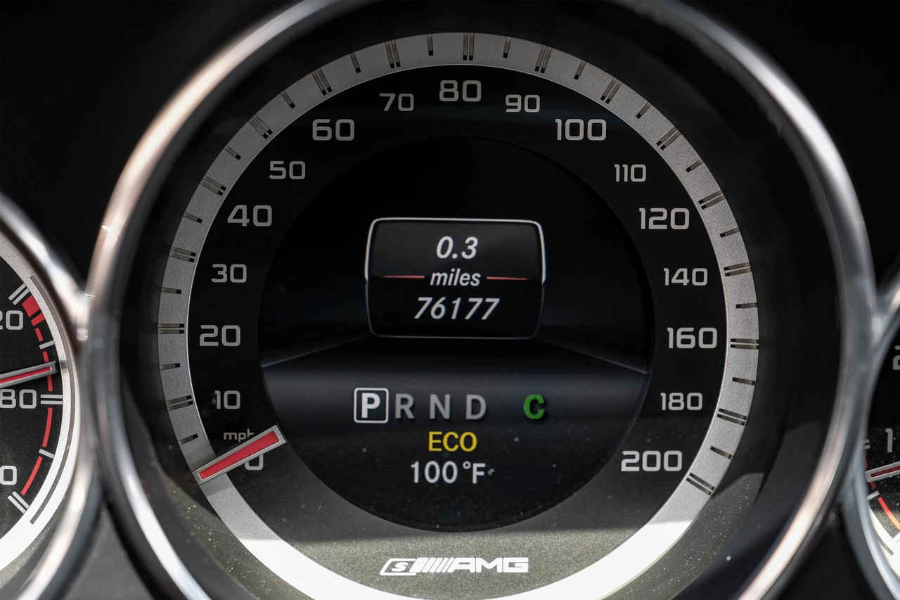 Mercedes-Benz CLS 63 AMG Vehicle Main Gallery Image 21