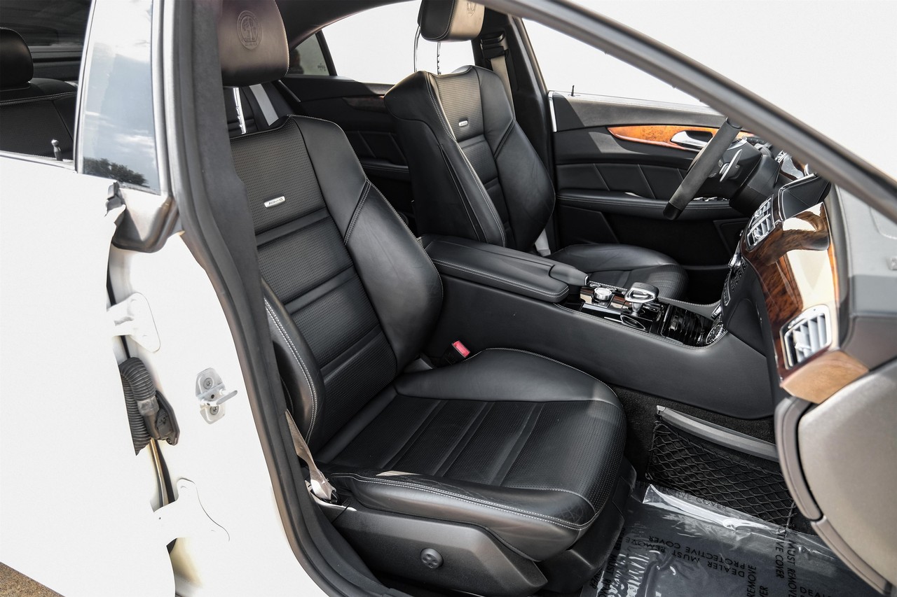 Mercedes-Benz CLS 63 AMG Vehicle Main Gallery Image 32