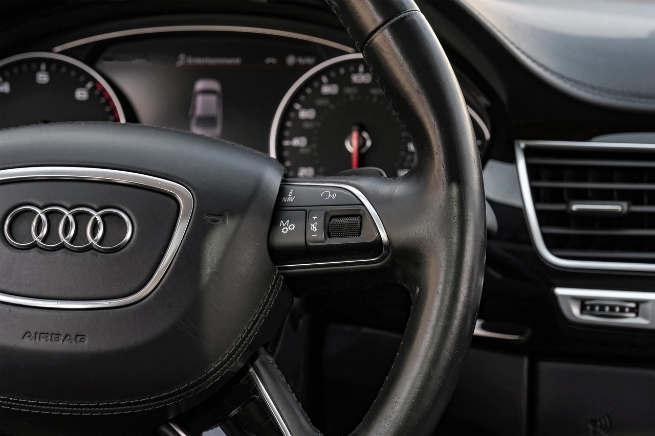 Audi A8 L Vehicle Main Gallery Image 19