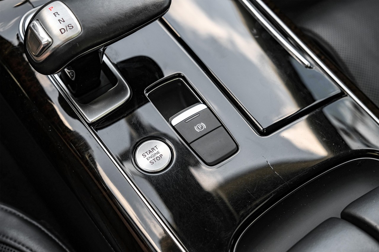 Audi A8 L Vehicle Main Gallery Image 24