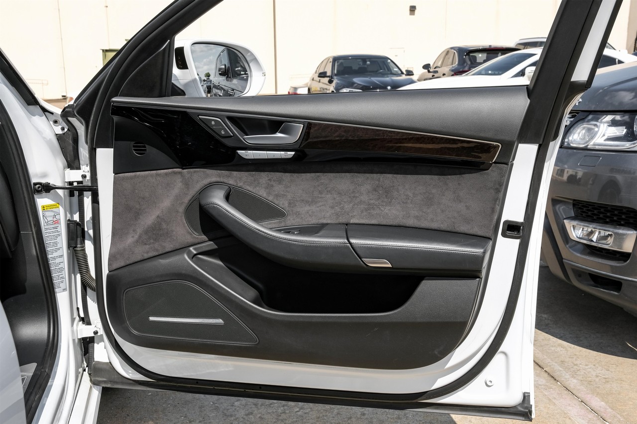 Audi A8 L Vehicle Main Gallery Image 42