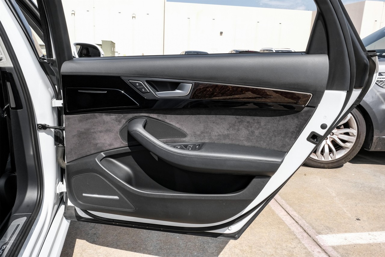 Audi A8 L Vehicle Main Gallery Image 44