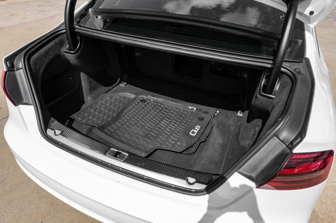 Audi A8 L Vehicle Main Gallery Image 47