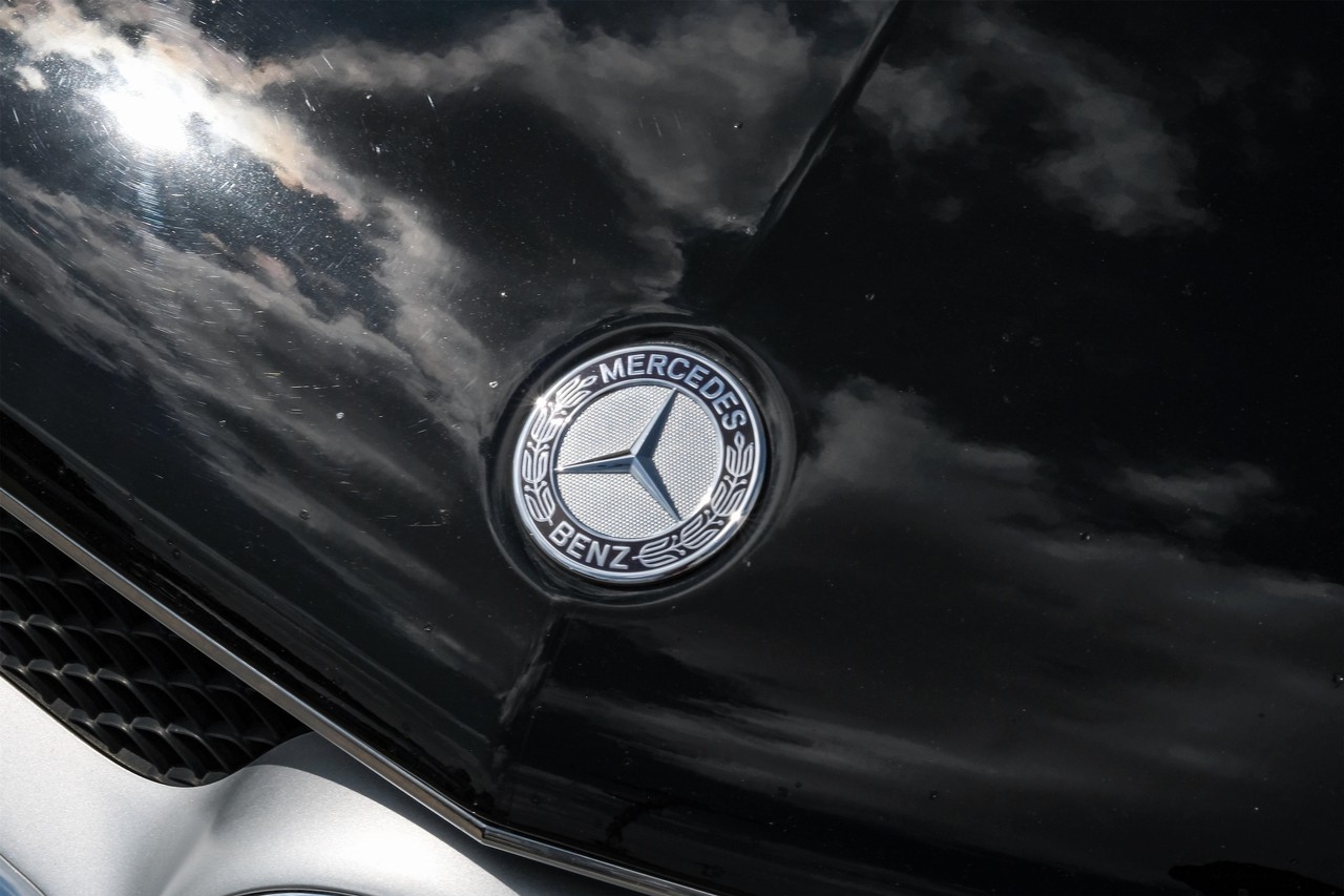 Mercedes-Benz E 550 Vehicle Main Gallery Image 42