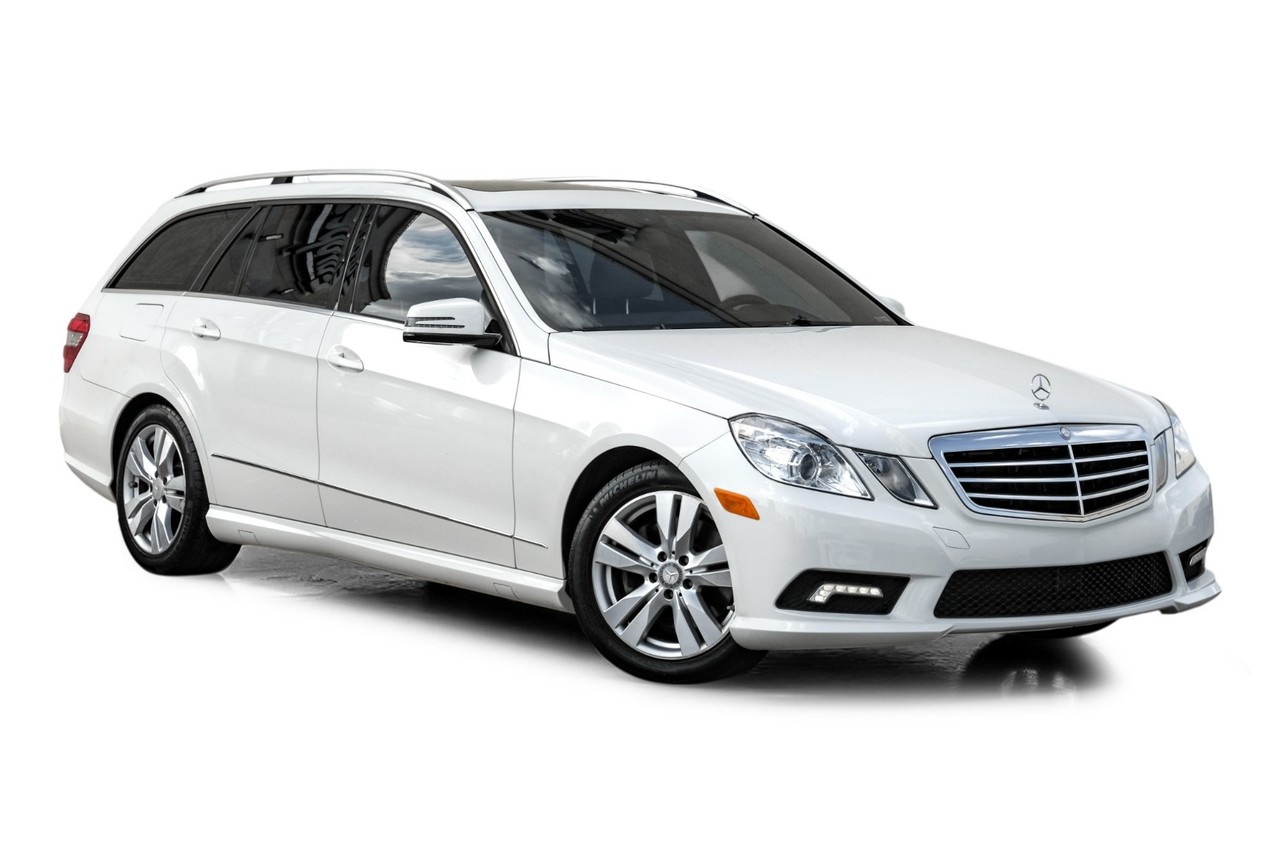 Mercedes-Benz E-Class Vehicle Main Gallery Image 07