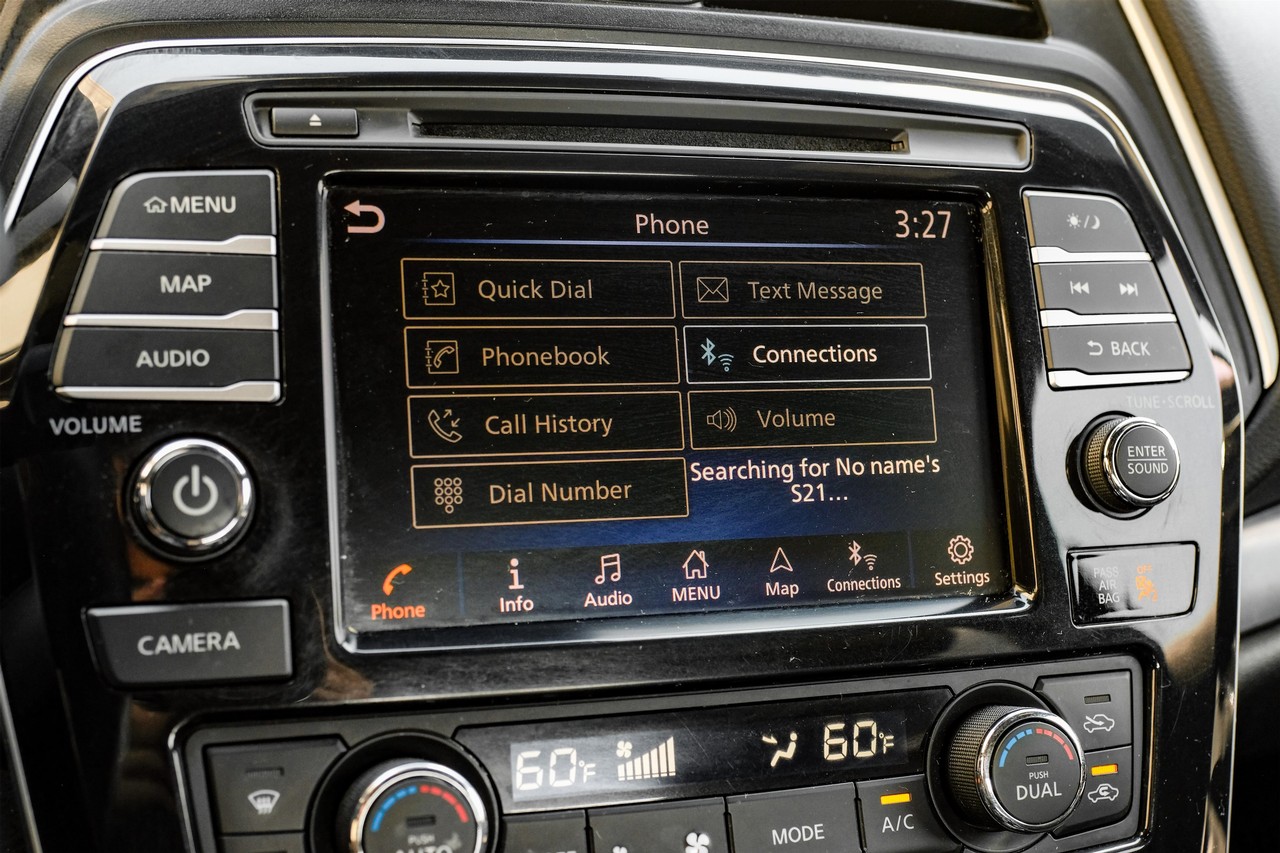 Nissan Maxima Vehicle Main Gallery Image 29