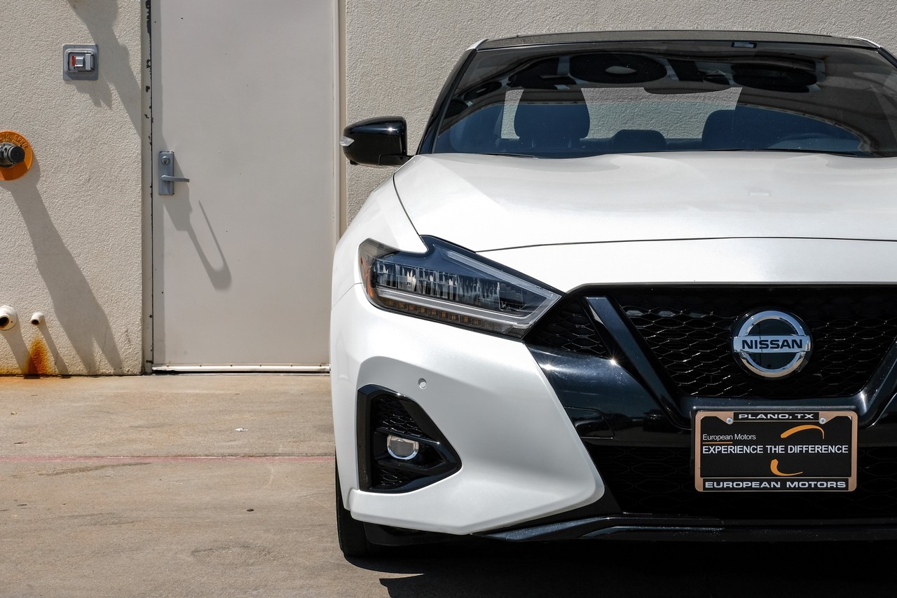 Nissan Maxima Vehicle Main Gallery Image 46
