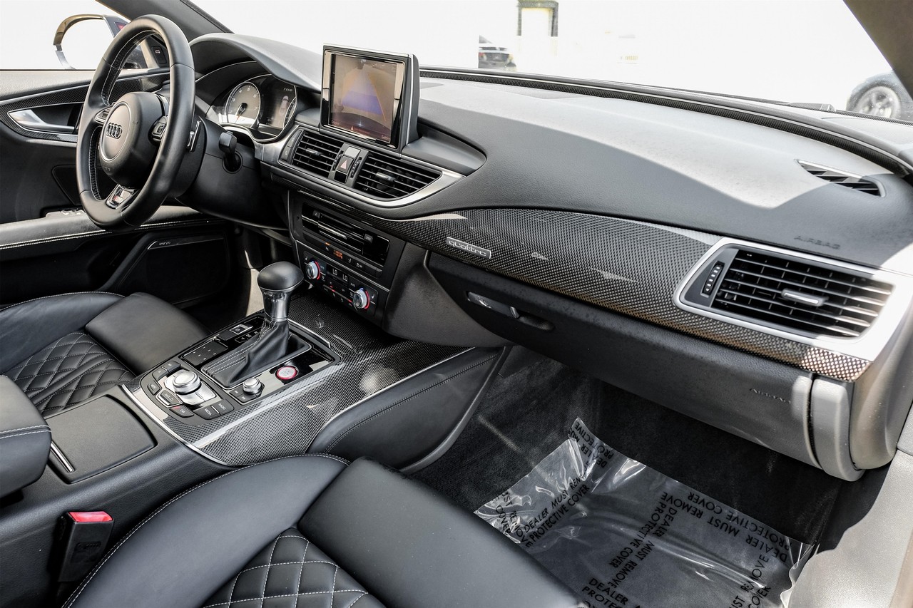 Audi S7 Vehicle Main Gallery Image 13
