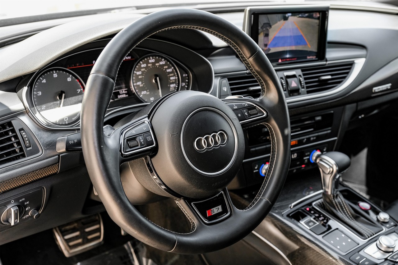 Audi S7 Vehicle Main Gallery Image 16
