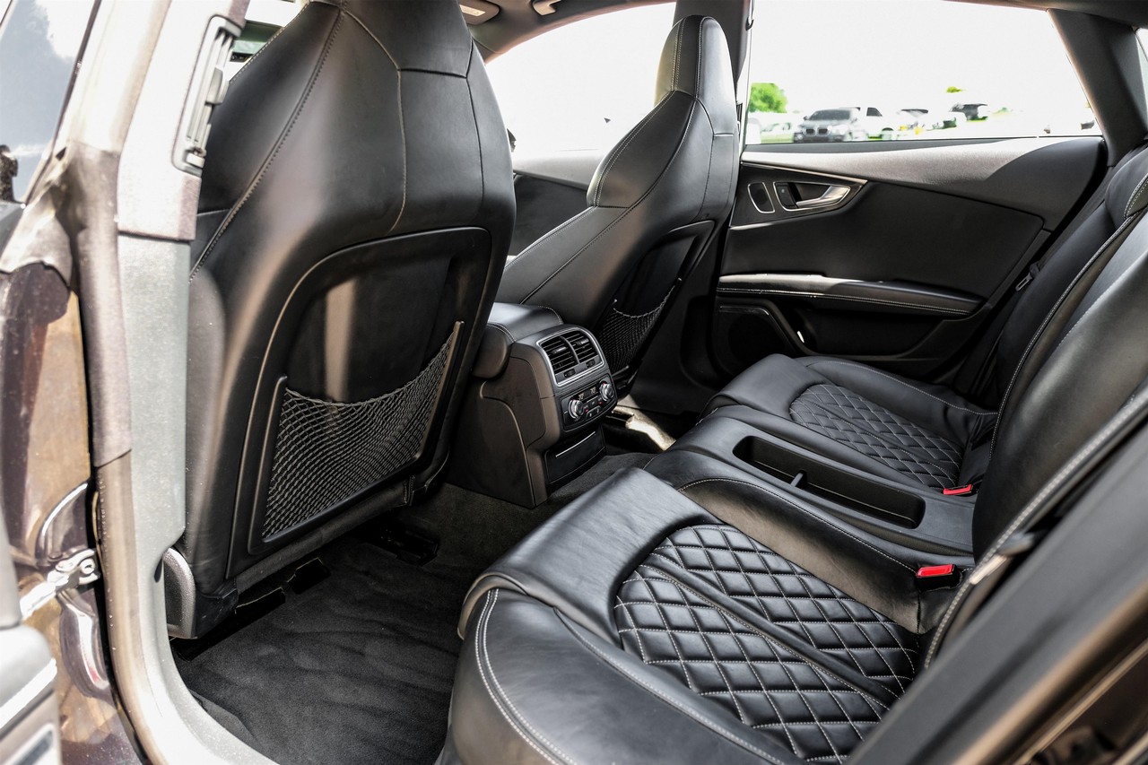 Audi S7 Vehicle Main Gallery Image 34