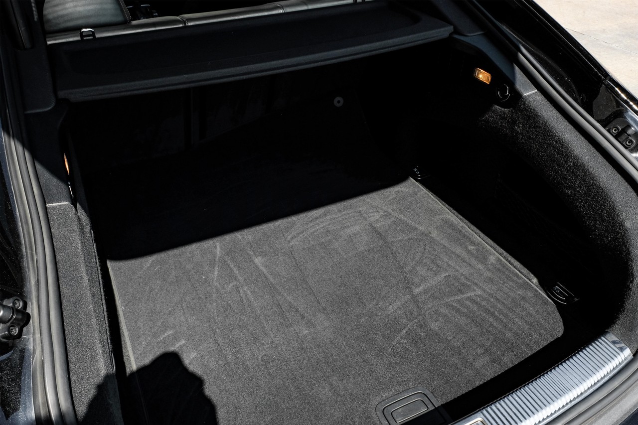 Audi S7 Vehicle Main Gallery Image 46